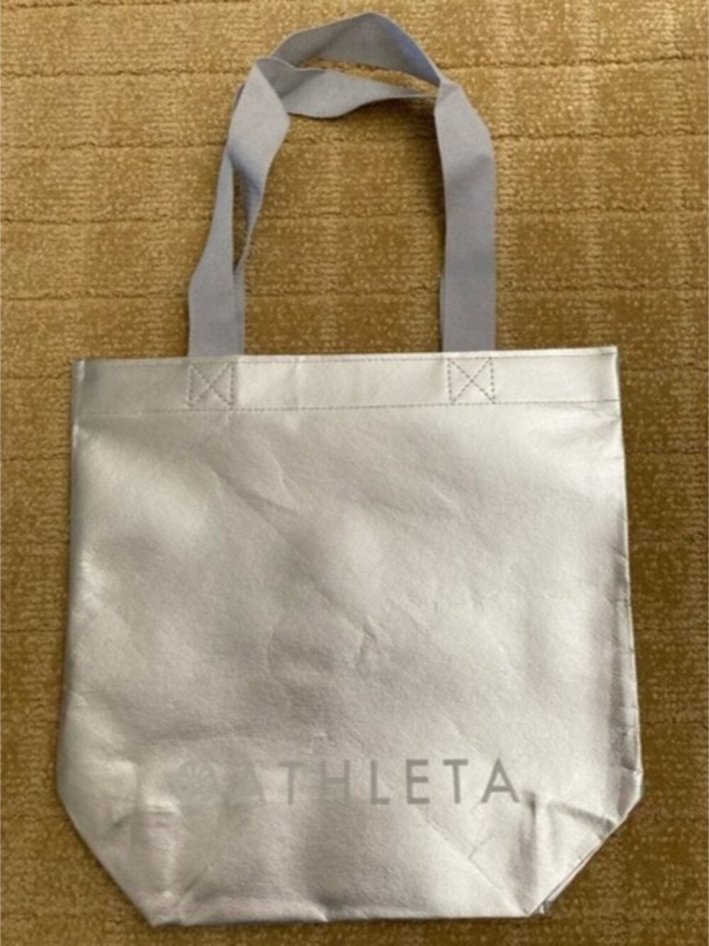 ATHLETA silver metallic bag - Picture 2 of 7